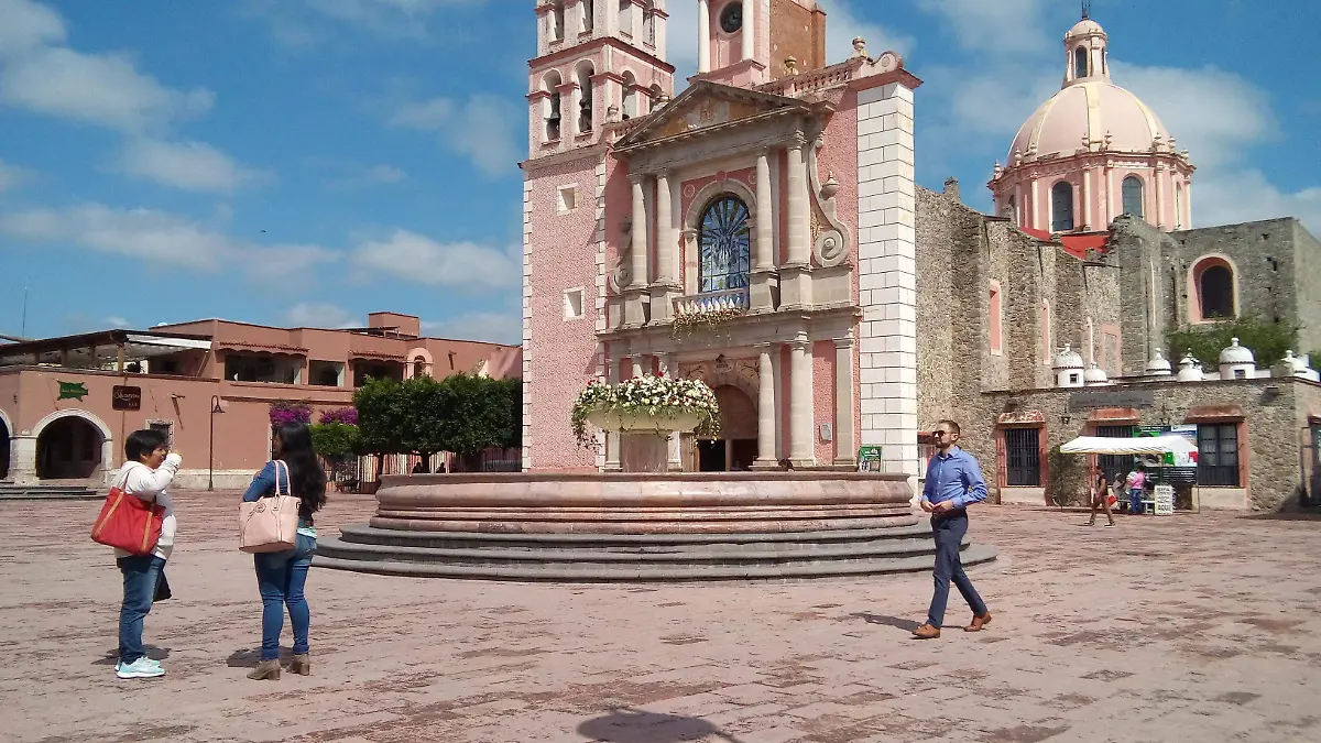 Exhortan a habitantes de Tequisquiapan estar atentos a descenso de temperaturas.